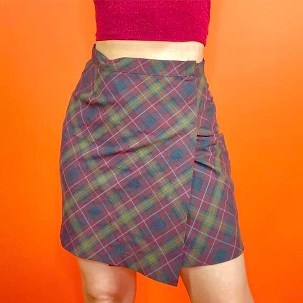Plaid y2k Mini skirt - Picture 2 of 4